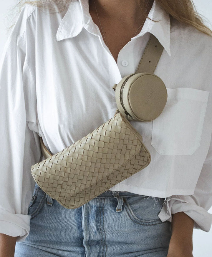 Taschen - Anhänger aus Leder - Rover Circle Sage - MANDRN - clomes
