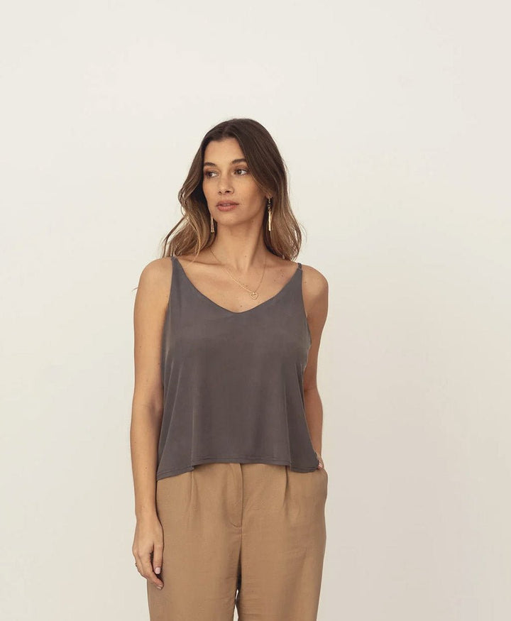 Top Anna aus Cupro - Grau - Näz - clomes