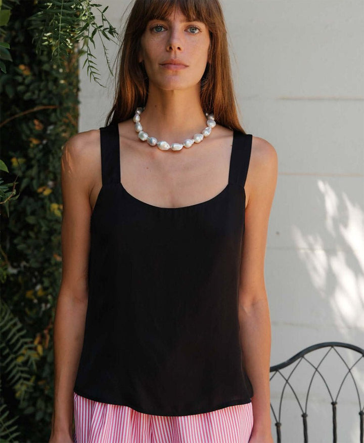Top "The Silky Cami" - Schwarz - DONNI. - clomes