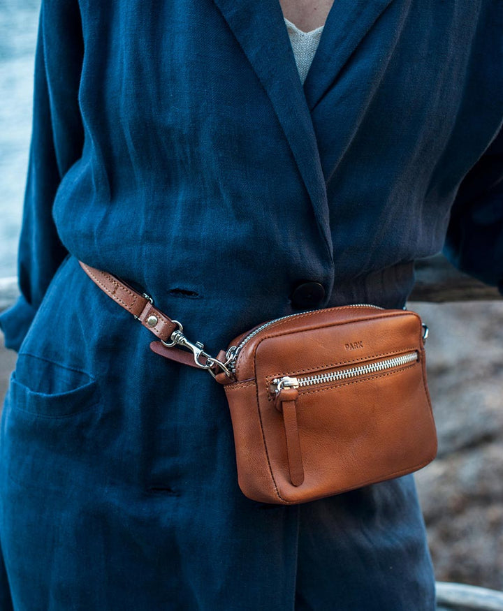 Umhängetasche Mini Crossbody Bag braun - PARK - clomes