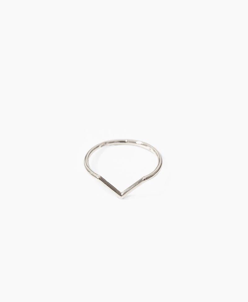 V Ring mit Weissgold vergoldet - V Design Lab - clomes