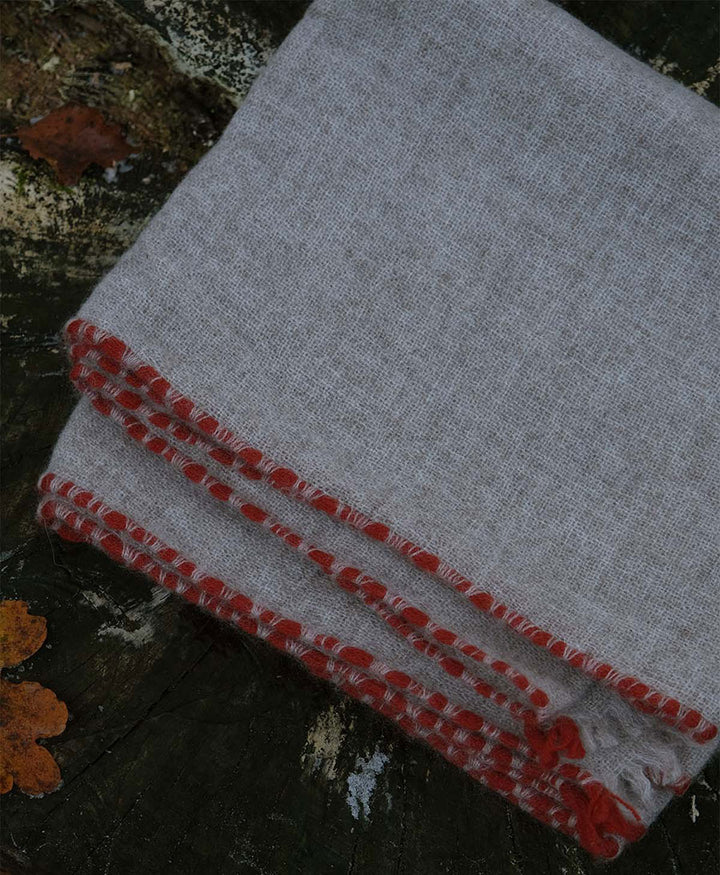 Gewebter Schal / Halstuch aus Kaschmir - Grau / Rot - Oats & Rice - clomes