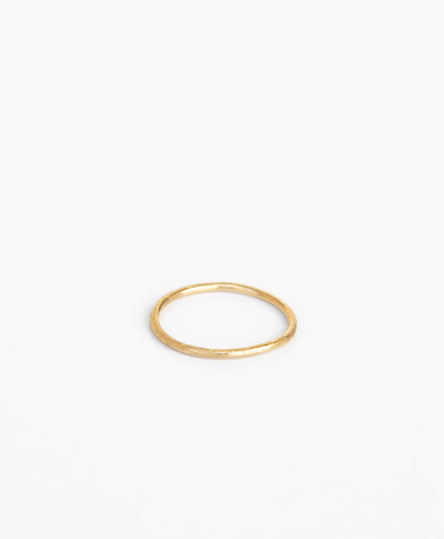 ESSENTIALS Thin Ring (matt) vergoldet