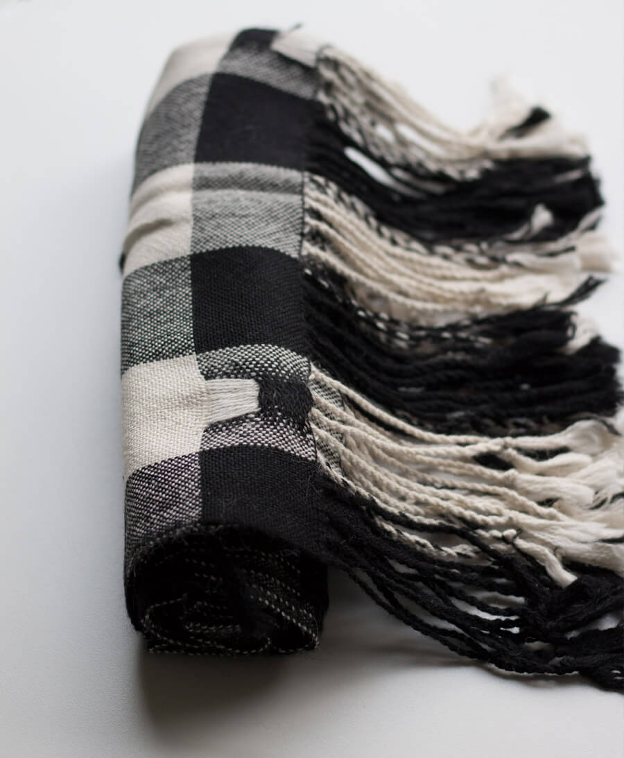 Halstuch von Kordal in Schwarz/Weiss - Secondhand