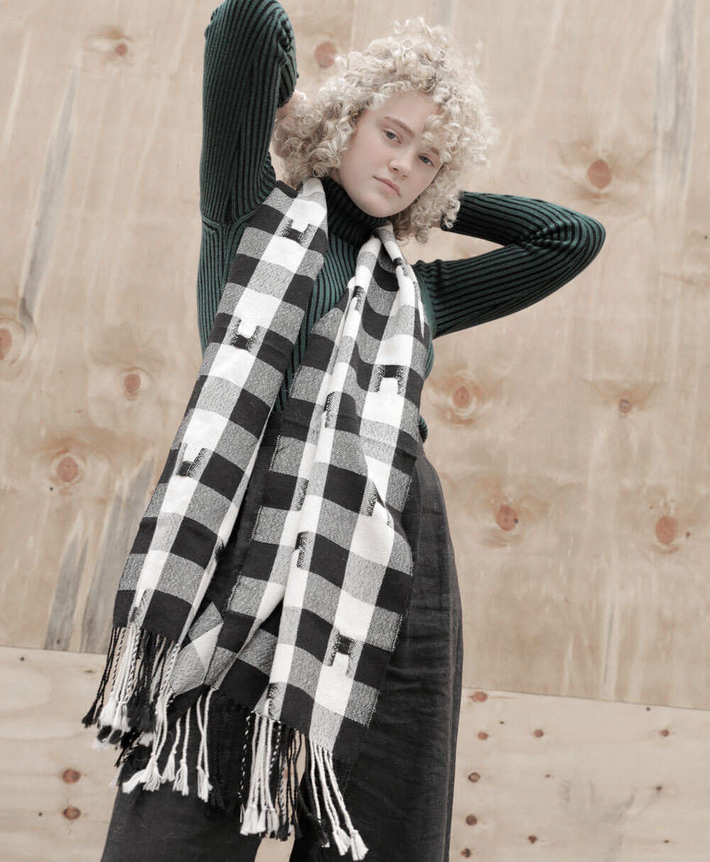 Halstuch von Kordal in Schwarz/Weiss - Secondhand