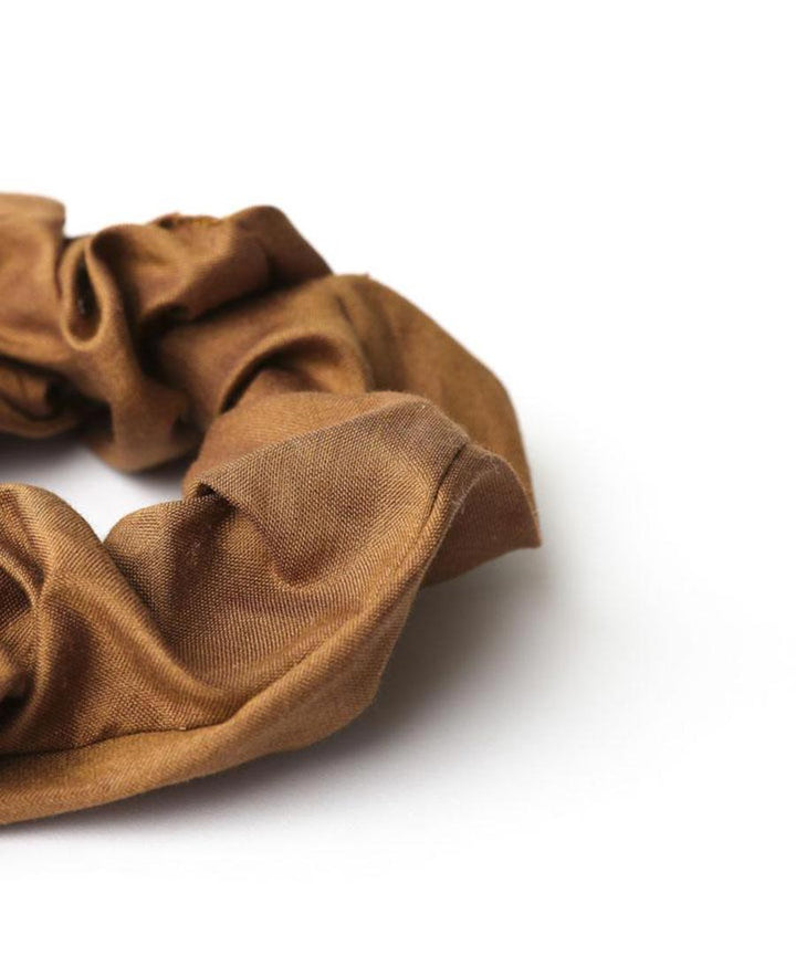Medina Scrunchie SIMPLE aus Seide  - Cognac