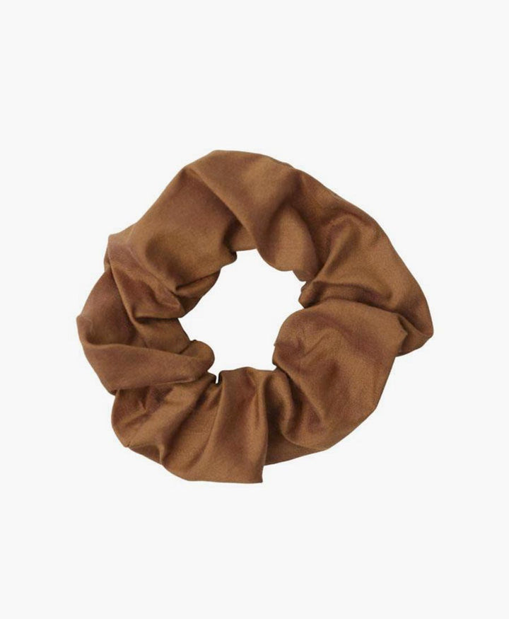 Medina Scrunchie SIMPLE aus Seide  - Cognac