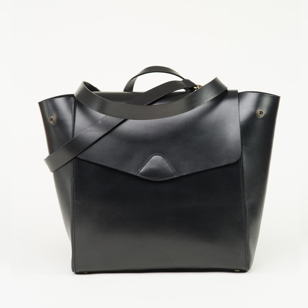 Kleiner Rucksack aus Leder in Schwarz von VereVerto - Secondhand