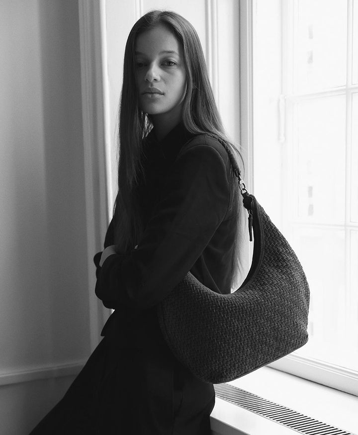Gewebte Ledertasche "MAJA" Suede - Schwarz