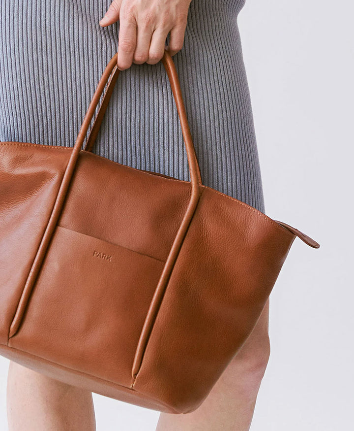 Umhängetasche mit Reissverschluss Zip Cord Tote aus Leder - Braun