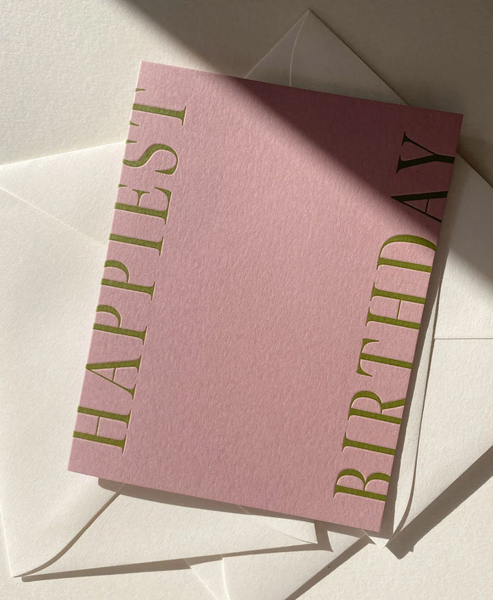 Geprägte Karte mit Couvert "HAPPIEST BIRTHDAY" Lila