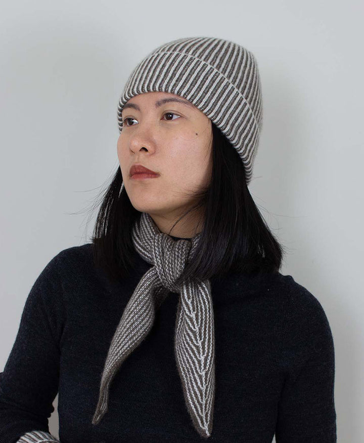 Kleiner Gestrickter Schal / Foulard aus Kaschmir - Braun / Weiss gestreift