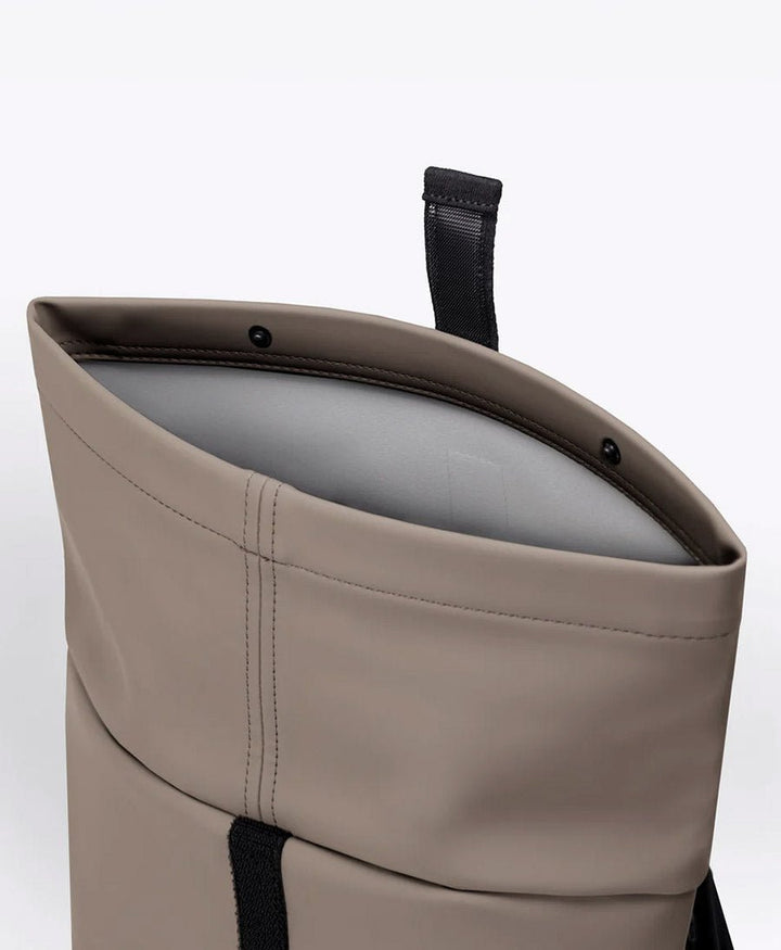 Veganer Rucksack "Hajo Mini" Infinity Dark Sand - Ucon Acrobatics - clomes