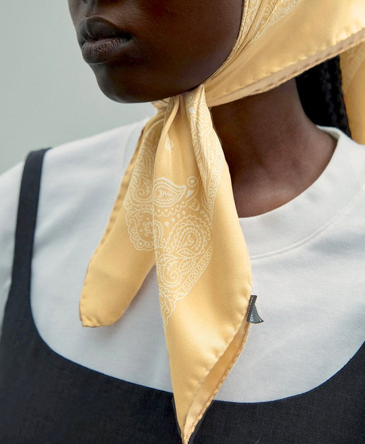 Seiden-Foulard "Minimal Bandana Silk Scarf" - Sun