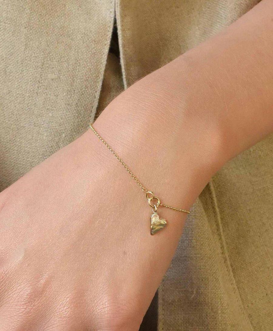 Bracelet Gold "Handformed Heart" - Wild Fawn - clomes