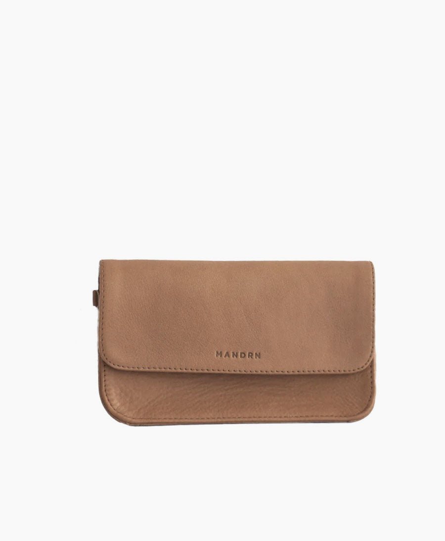 Braune Gürteltasche aus Leder - The Ziggy Belt Bag Tan - MANDRN - clomes