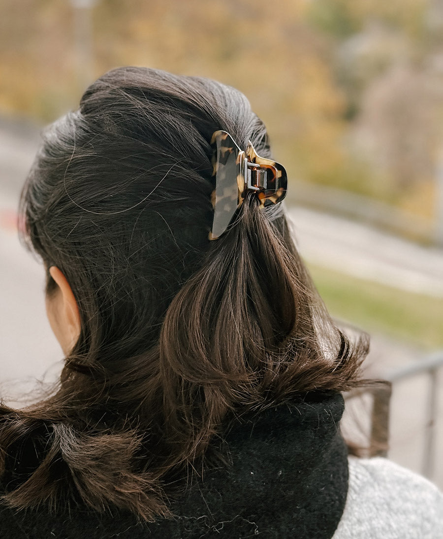 Haarklammer CARLA (M) aus Acetat - Tortoise