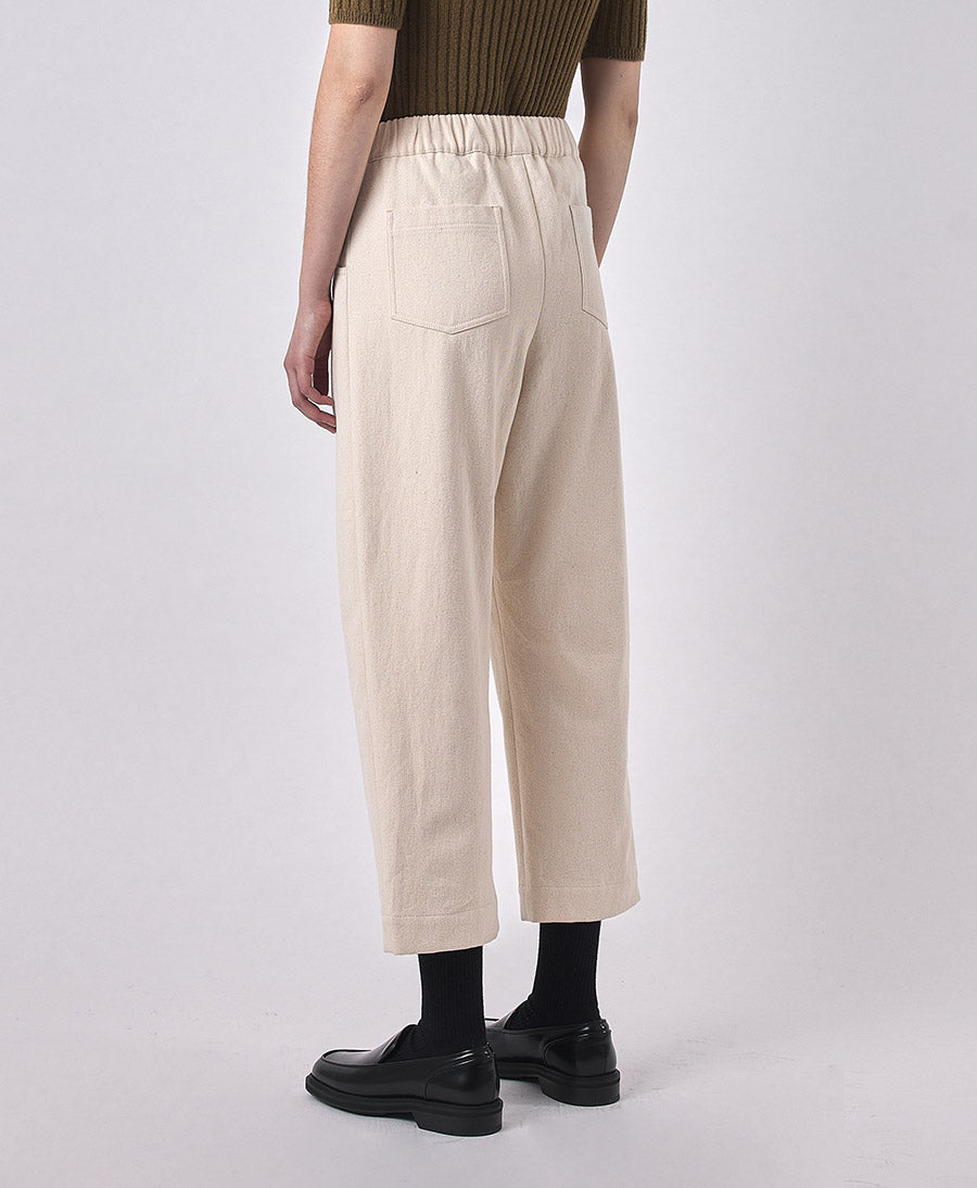 Stoffhose Curved Leg Trouser - Fall Edition - Creme