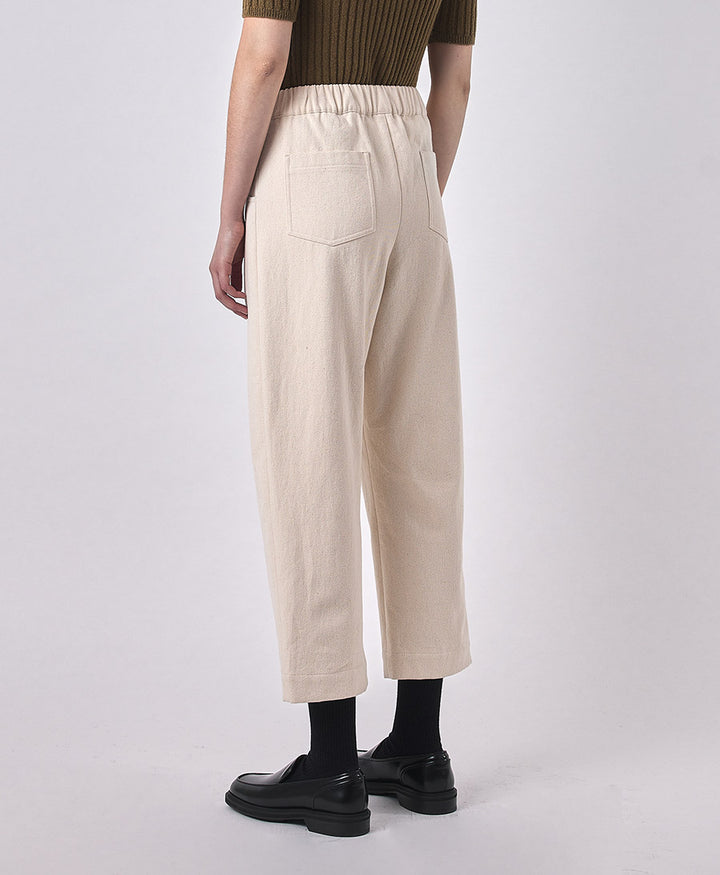 Stoffhose Curved Leg Trouser - Fall Edition - Creme