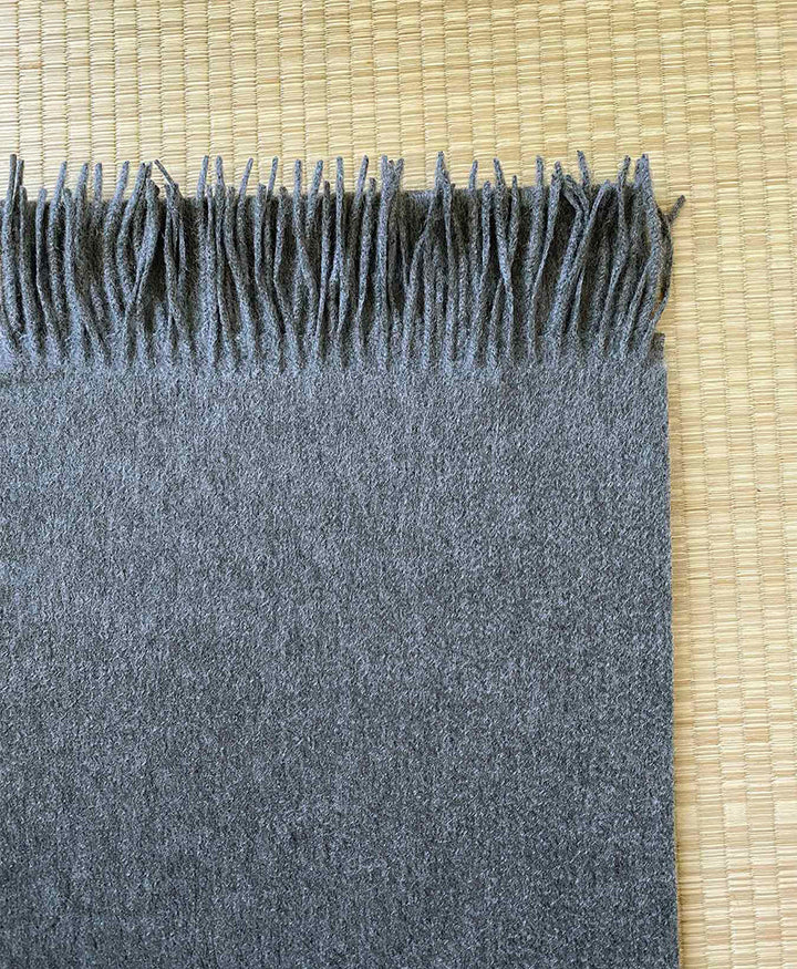 Schmaler Schal / Halstuch aus Kaschmir - Grau