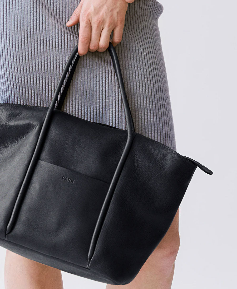 Umhängetasche mit Reissverschluss Zip Cord Tote aus Leder - Schwarz