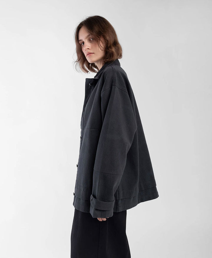 Jacke in verblasstem Schwarz