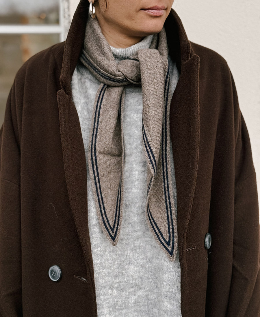 Kleiner Gestrickter Schal / Foulard aus Kaschmir - Braun / Blau