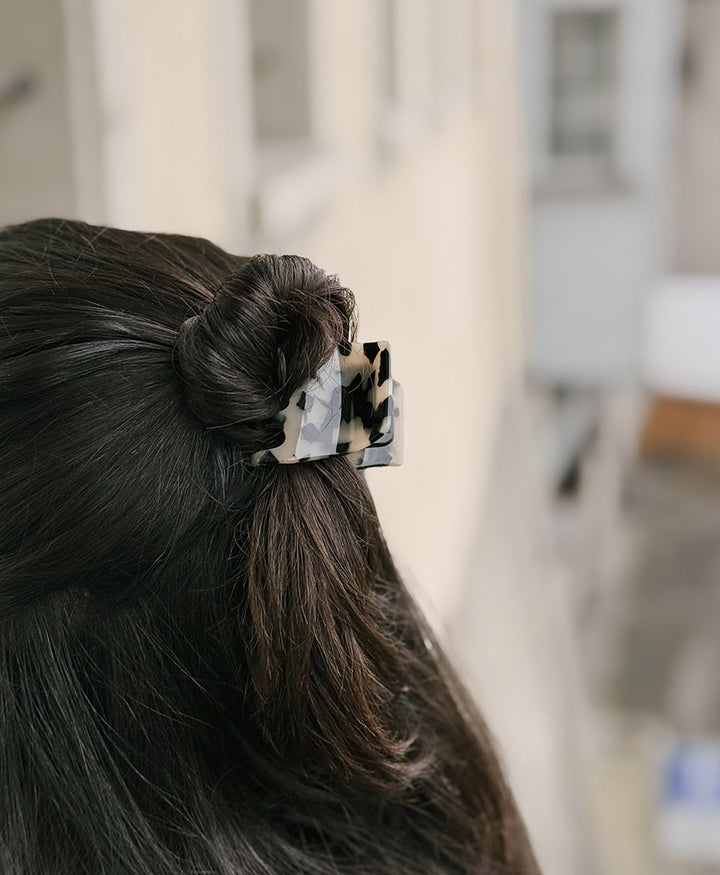 Haarklammer CLEO (S) aus Acetat - Helles Tortoise