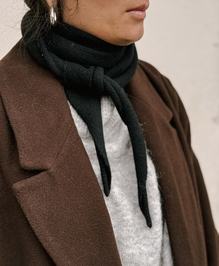 Triangel-Strickschal / Bandana aus Kaschmir - Schwarz
