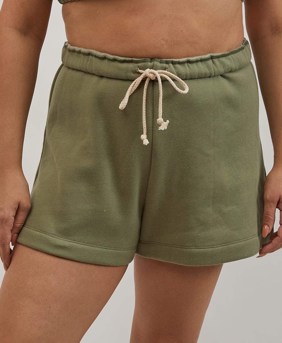 Eco Fleece Roll Short - Kurze Trainerhose - Sage / Salbeigrün - DONNI. - clomes