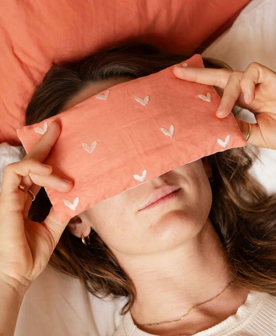 Augenkissen "Eye Pillow RAHA Hearts" - Coral/Rosa