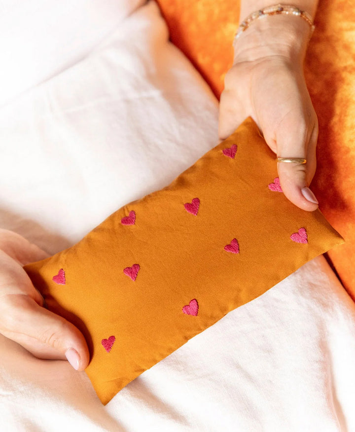 Augenkissen "Eye Pillow RAHA Hearts" - Orange