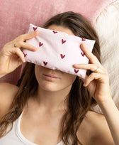 Augenkissen Eye Pillow Raha Hearts Yoomee in Rosa/Bordeaux