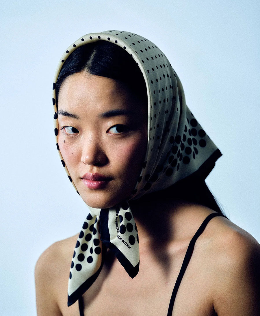 Seiden-Foulard "Albers Pois Silk Scarf" - Gesso
