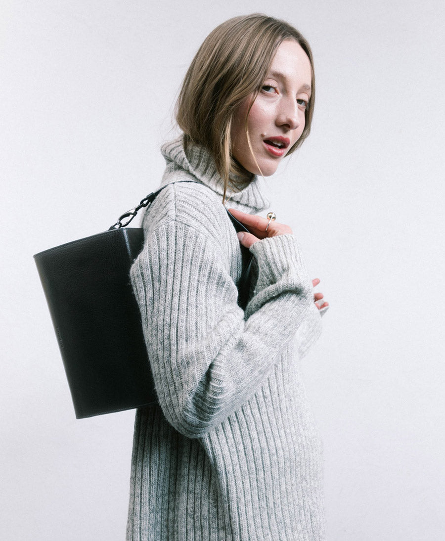 Umhängetasche / Handtasche aus Leder "Gala" - Schwarz