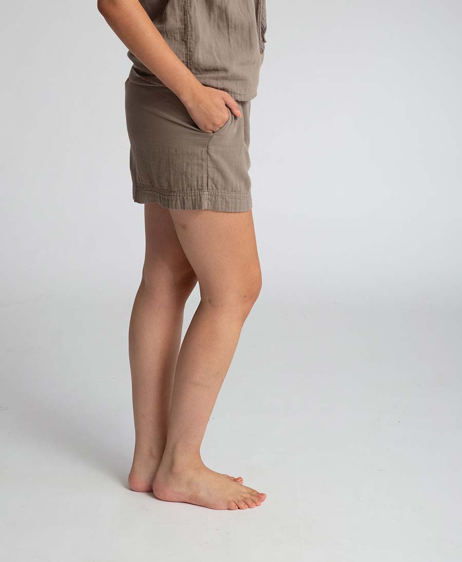 Gilma Shorts aus Bio - Baumwolle - Taupe - Beaumont Organic - clomes