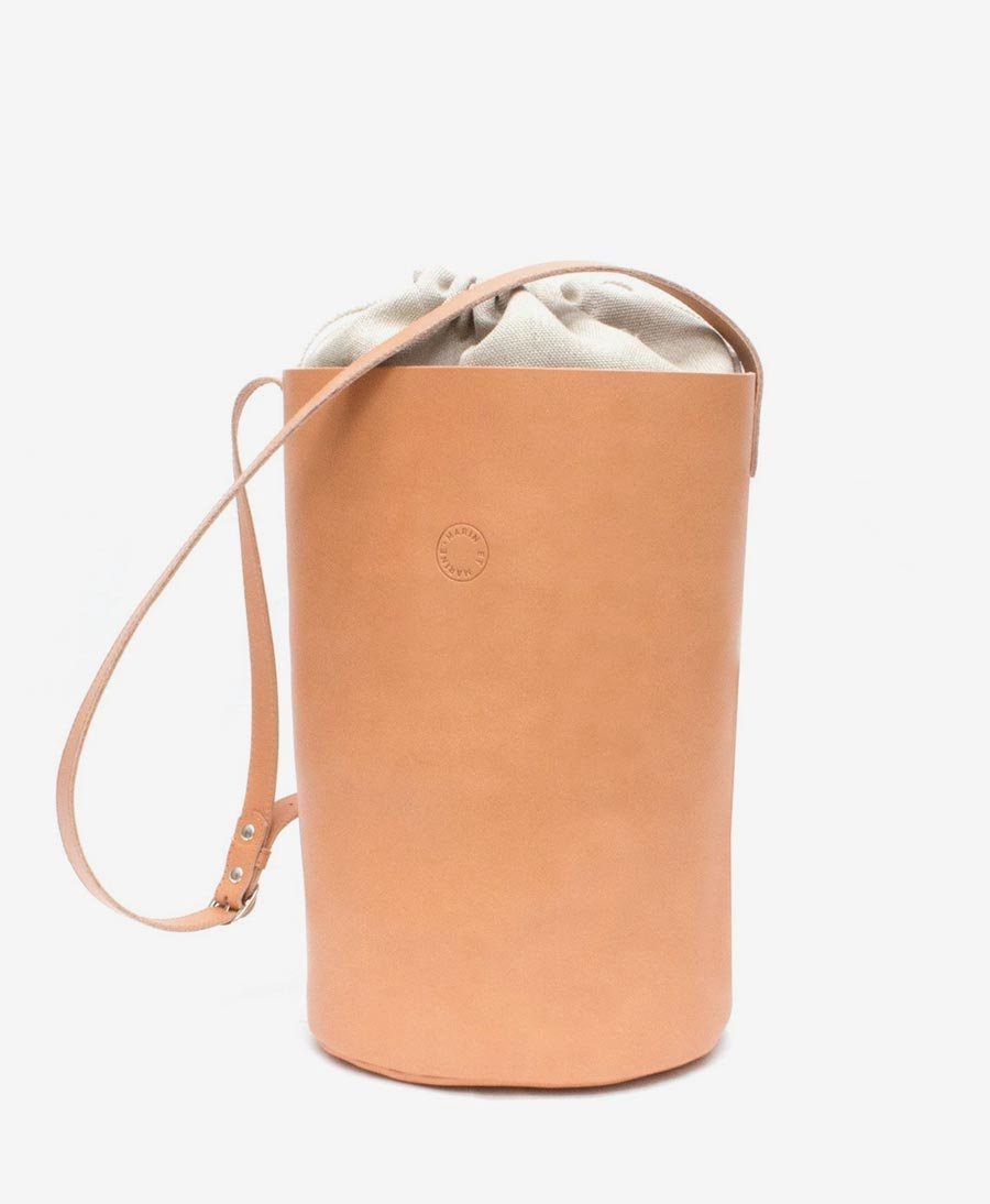 Grosse Bucket Bag aus Leder - Natur - Marin et Marine - clomes