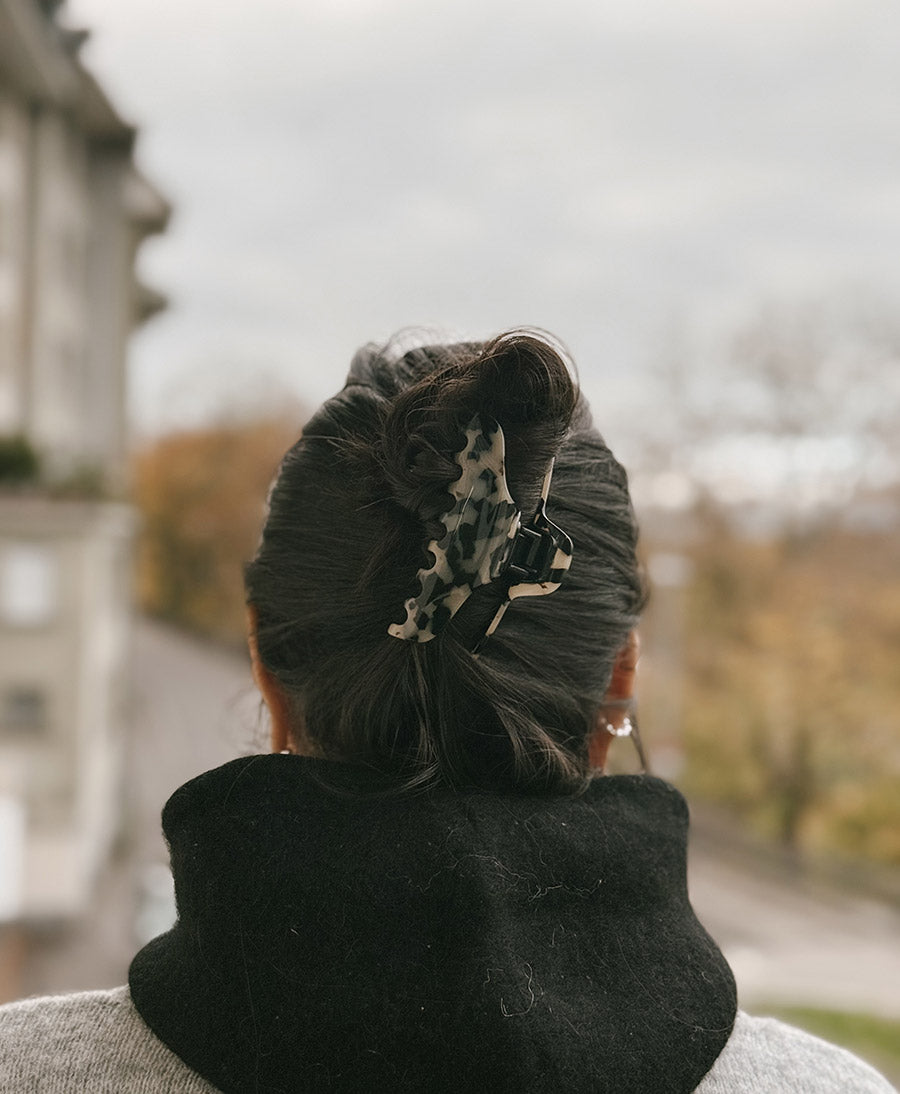 Haarklammer CLAIRE (L) aus Acetat - Helles Tortoise