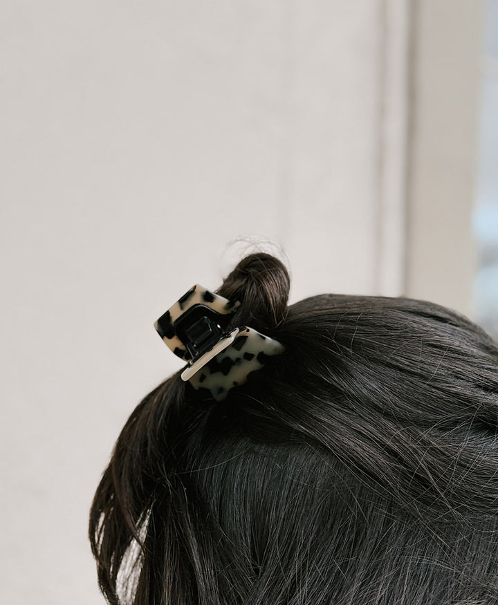 Haarklammer CLEO (S) aus Acetat - Helles Tortoise