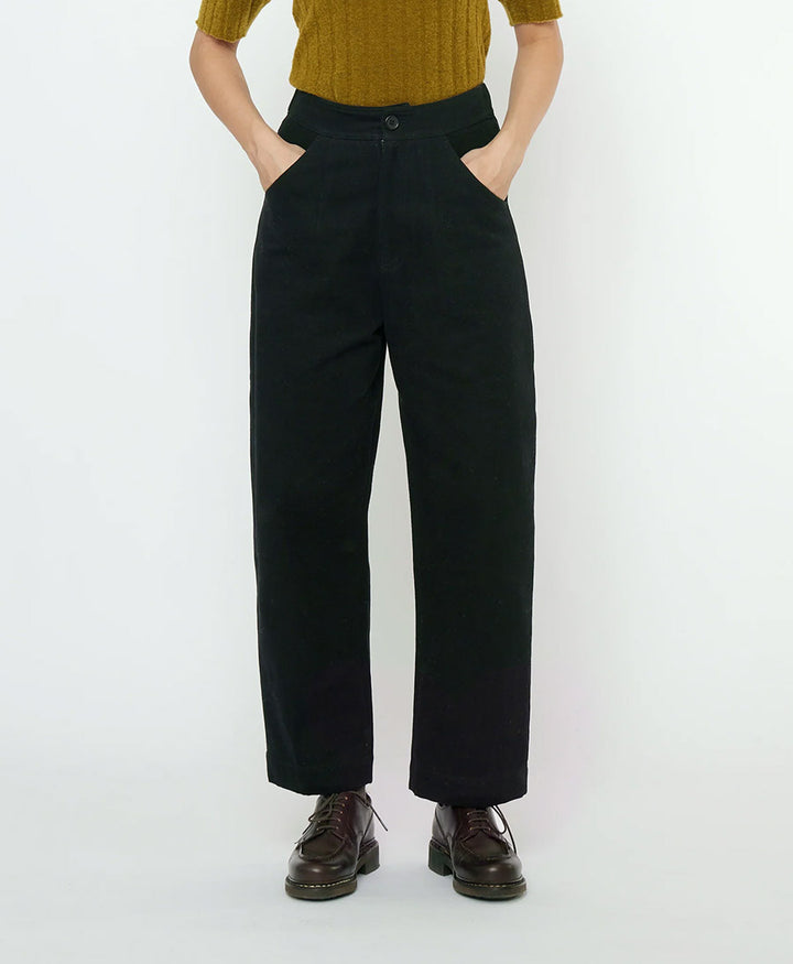 Stoffhose aus Baumwolle - Signature Curve Legged Trouser - Schwarz