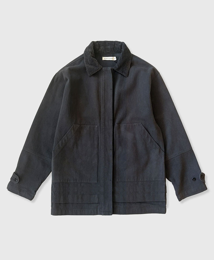 Jacke in verblasstem Schwarz