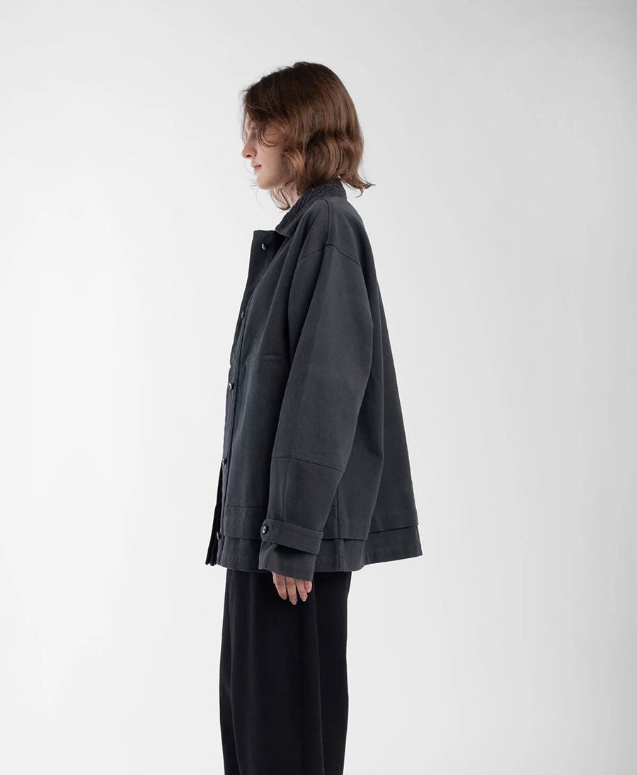 Jacke in verblasstem Schwarz