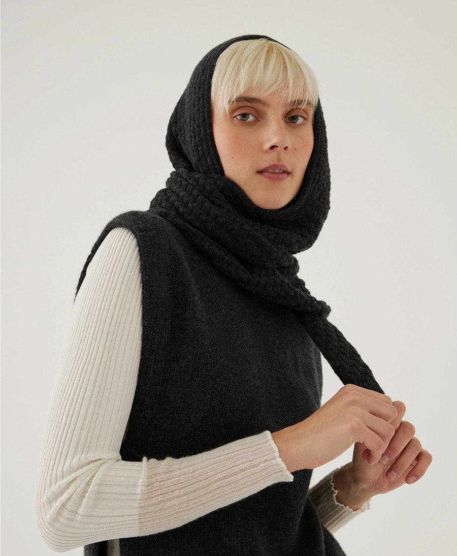 Kapuzenschal aus Strick - Anthrazit