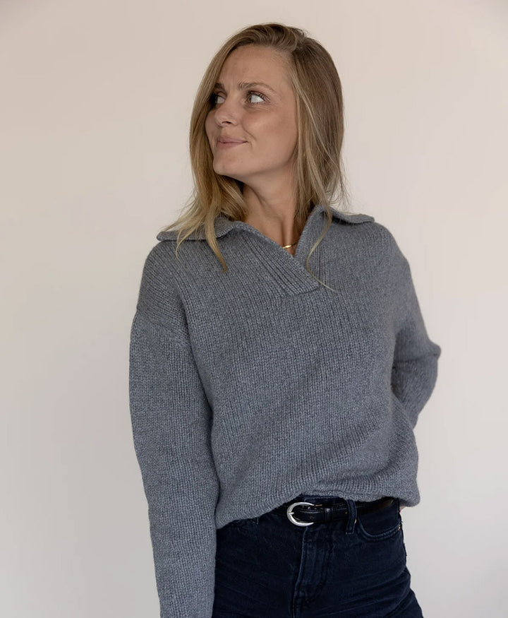 Strickpullover - V-Neck Sweater - Kaschmir - Grau