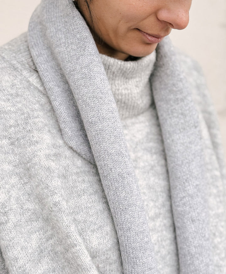 Triangel-Strickschal / Bandana aus Kaschmir - Grau