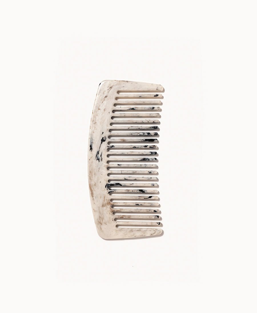 Kleiner Haarkamm - GREY MARBLE TRAVEL COMB - UNDO - clomes