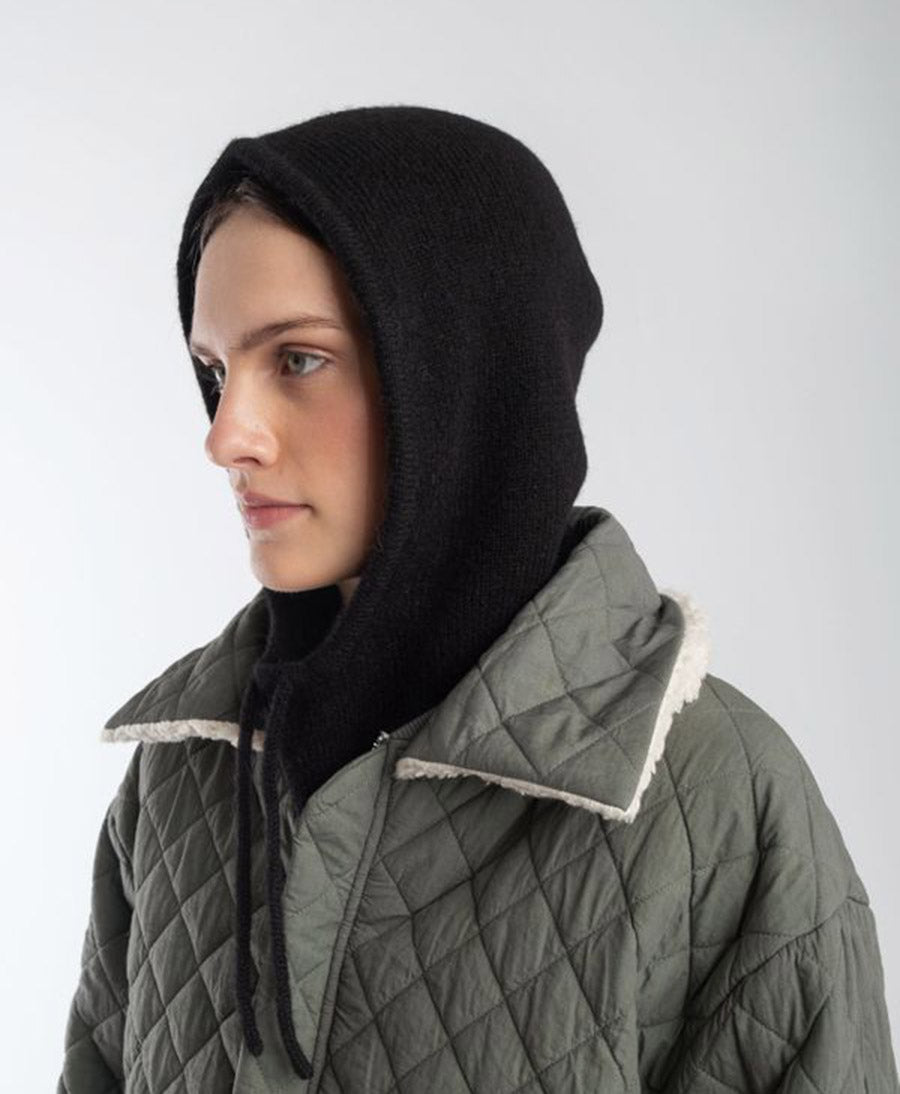 Schwarze Strickkapuze - Black Knit Hood