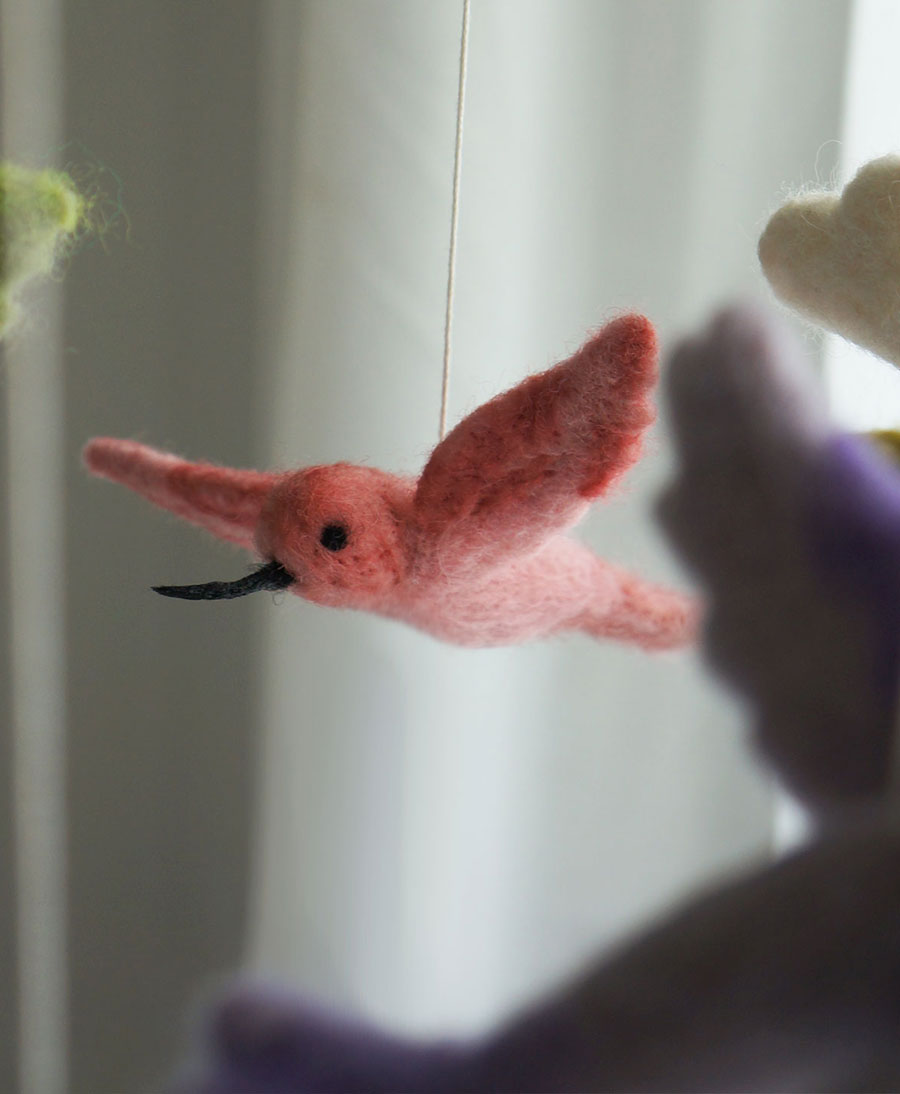 Baby Mobile aus Filz - Kolibri