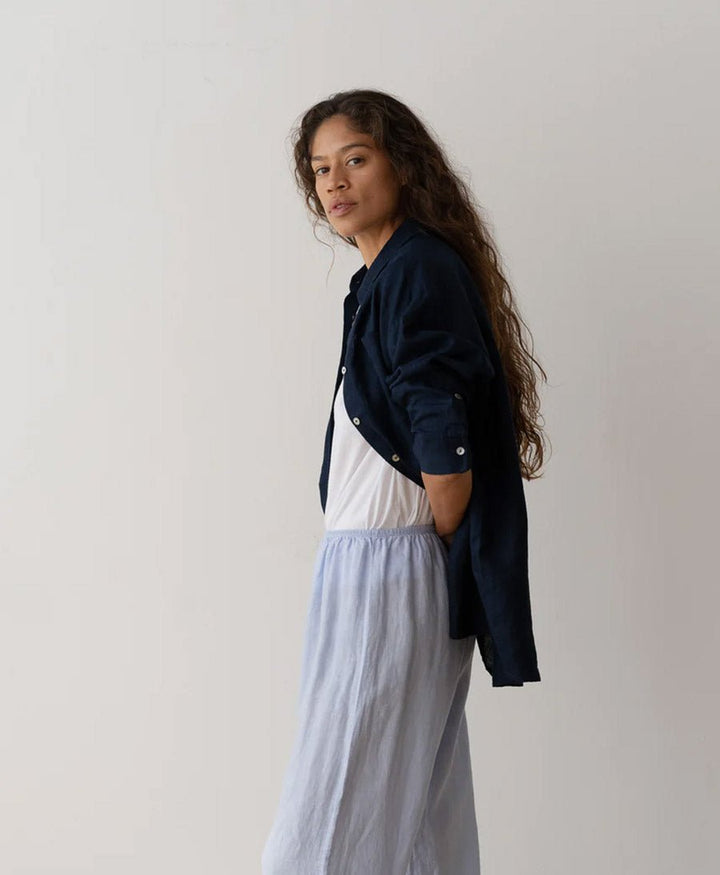 Leinenbluse / Hemd "The Linen Relaxed Shirt" - Navy - DONNI. - clomes