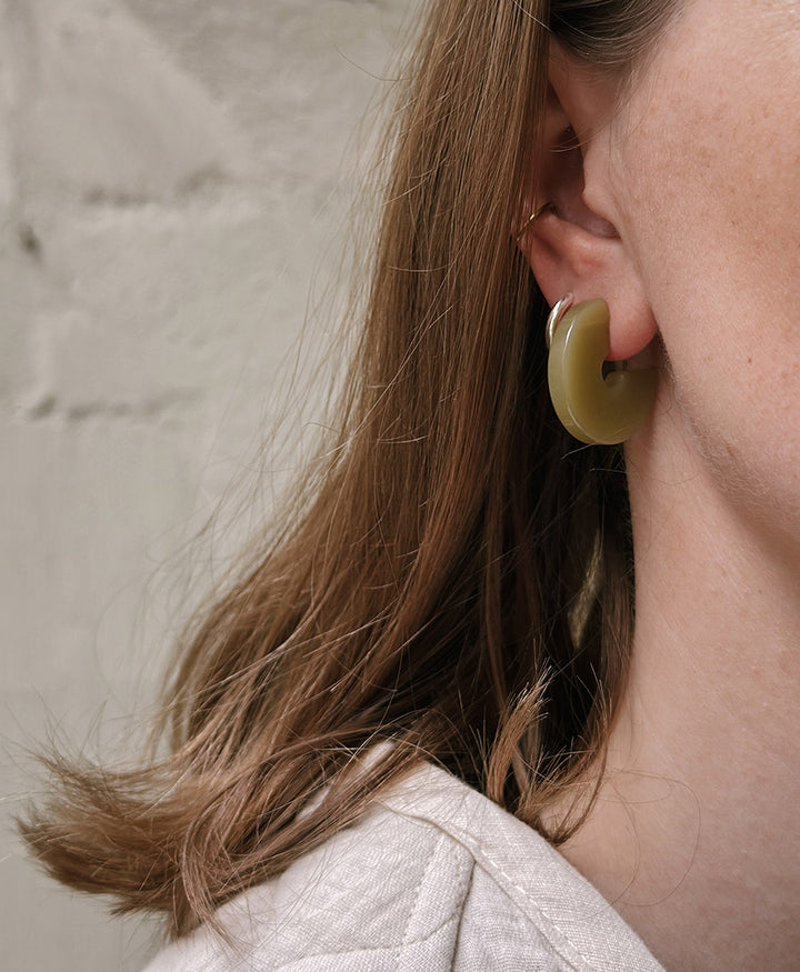 Ohrringe / Creolen MAYA aus Acetat - Kiwi